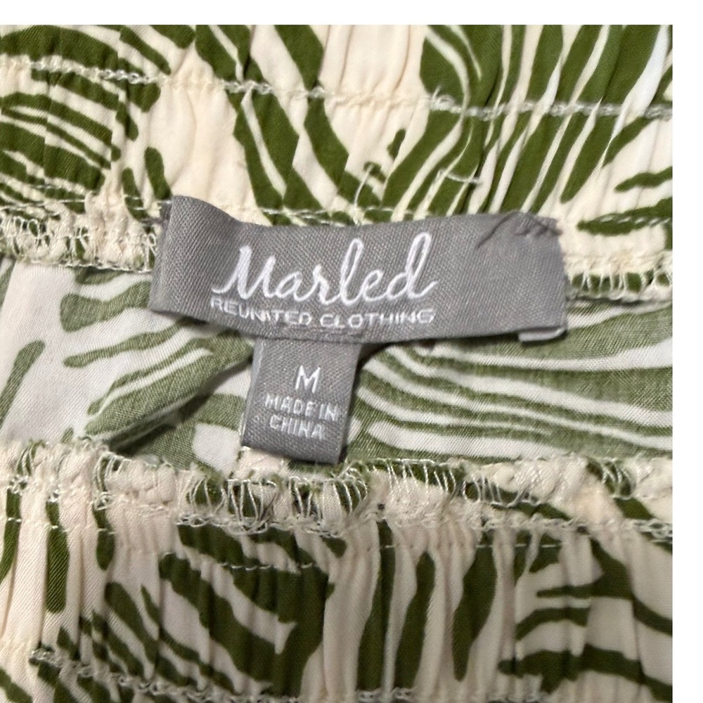 Marled Wide Leg Pants Womens M Green Leaf Print Smocked Waist Travel Pull On - Picture 3 of 6